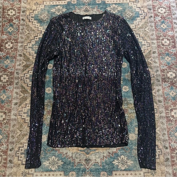 Free People•Sequin Black Long Sleeve Top size XS - Picture 3 of 8